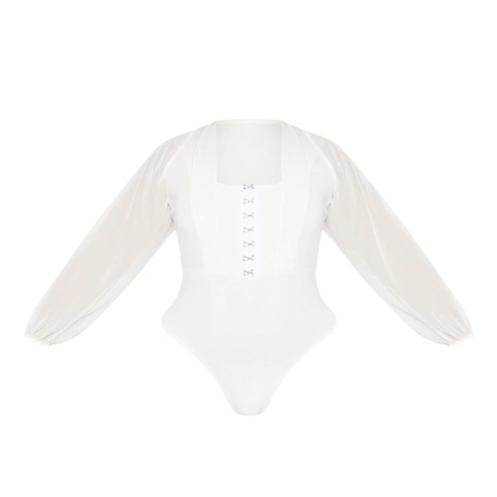 🤍New with tag🤍PrettyLittleThing Elegant White Women's Top